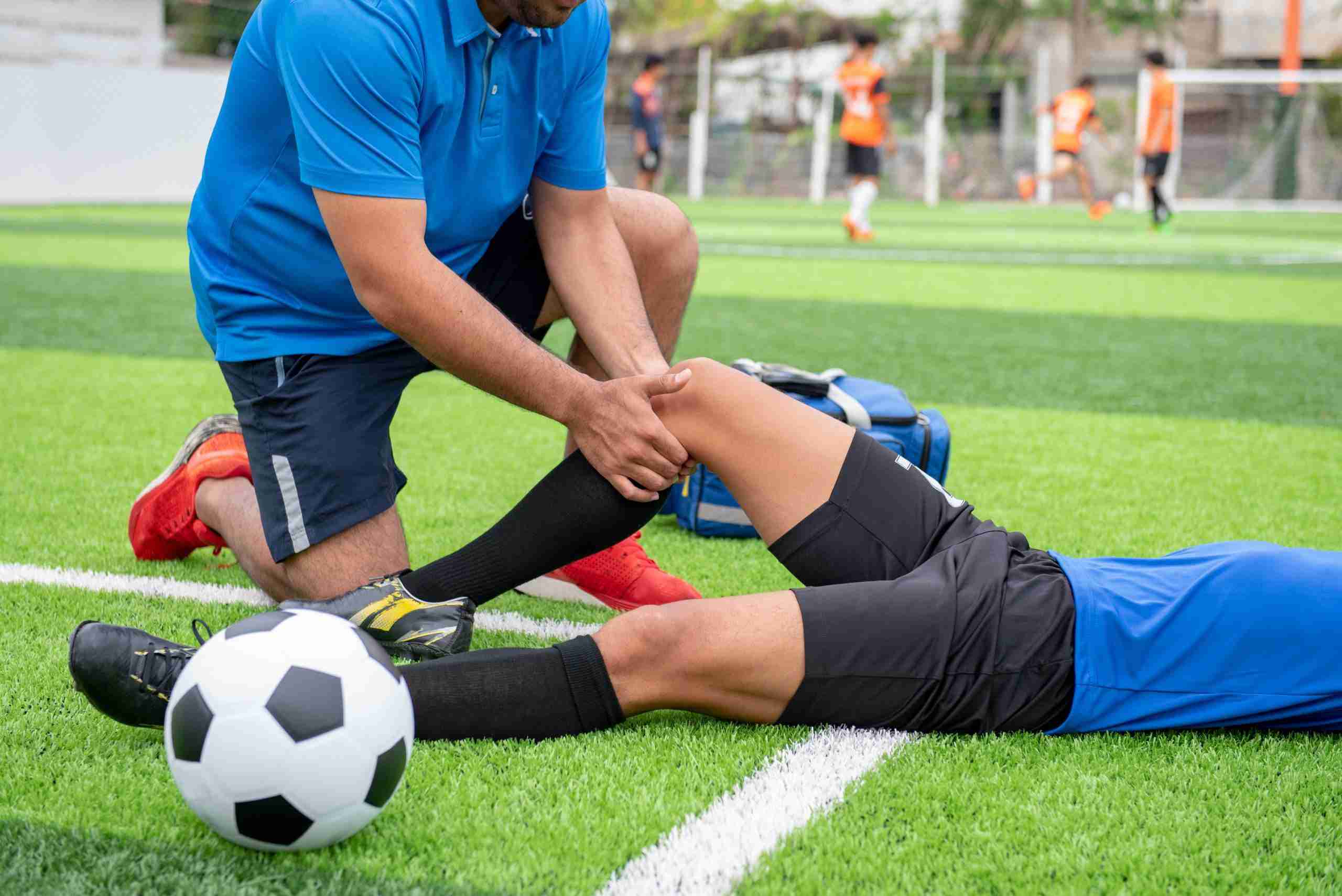 What are 3 signs and symptoms of an ACL tear?